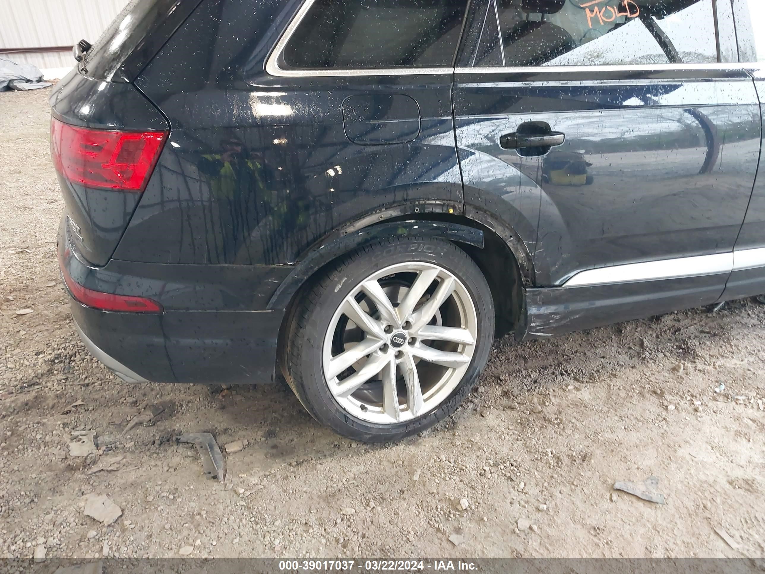 Photo 5 VIN: WA1VAAF74JD008233 - AUDI Q7 