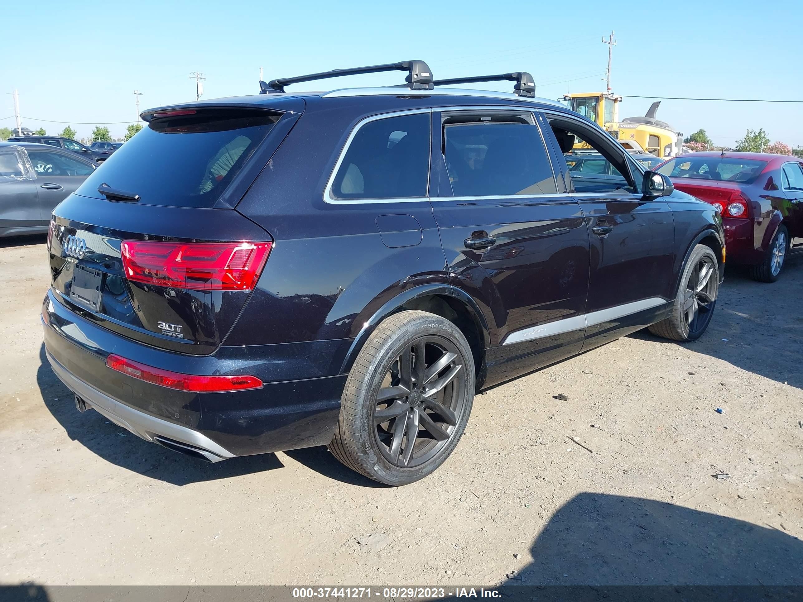 Photo 3 VIN: WA1VAAF75JD039037 - AUDI Q7 