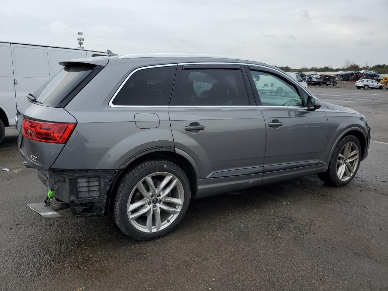 Photo 2 VIN: WA1VAAF77HD010990 - AUDI Q7 