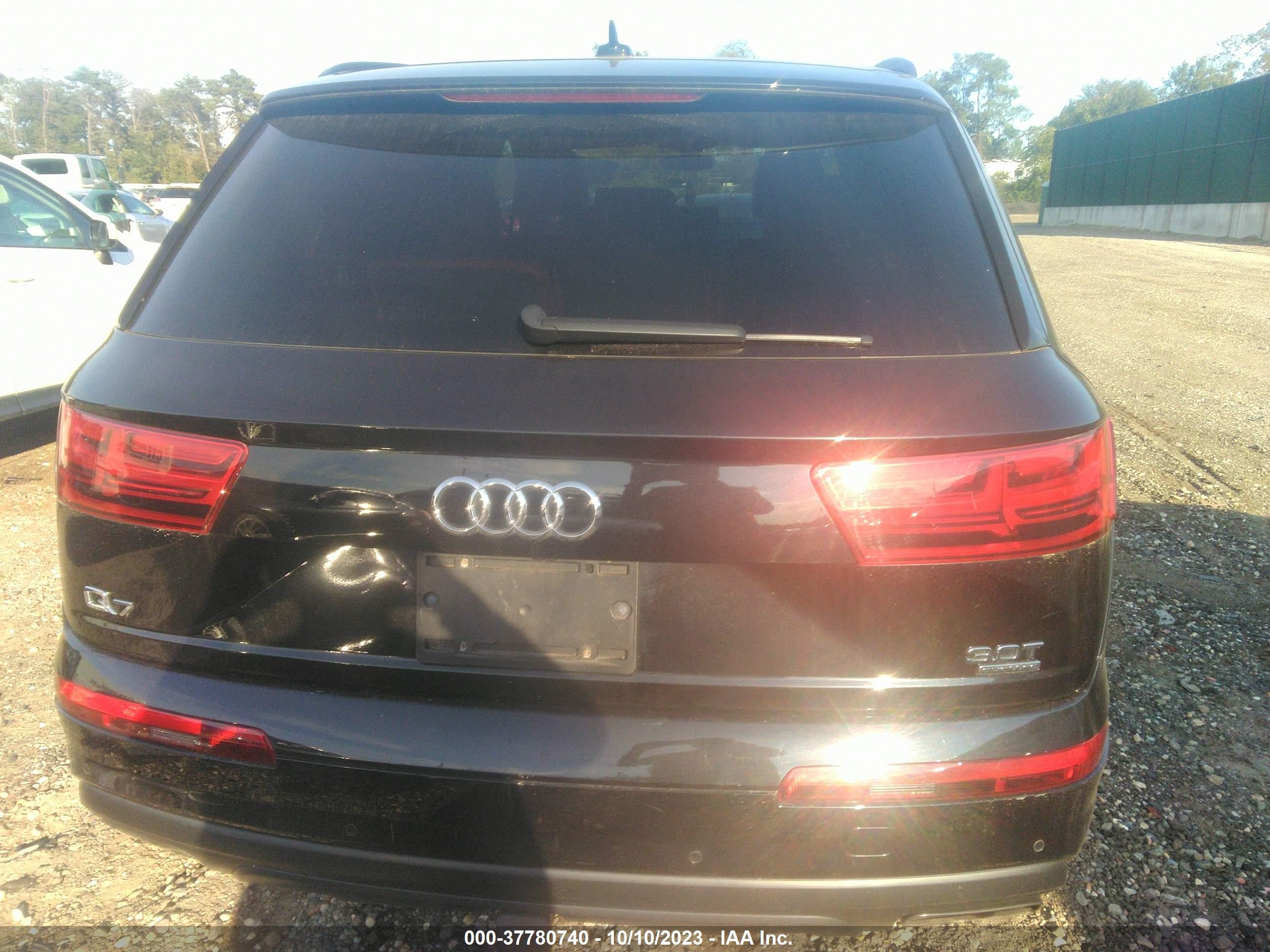 Photo 16 VIN: WA1VAAF77JD008632 - AUDI Q7 