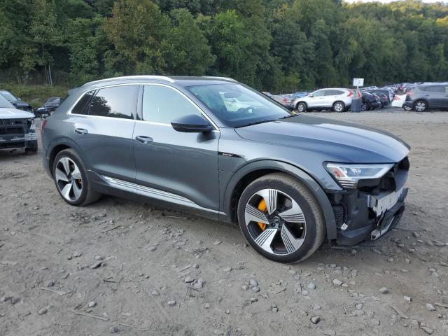 Photo 3 VIN: WA1VAAGE1KB006580 - AUDI E-TRON PRE 