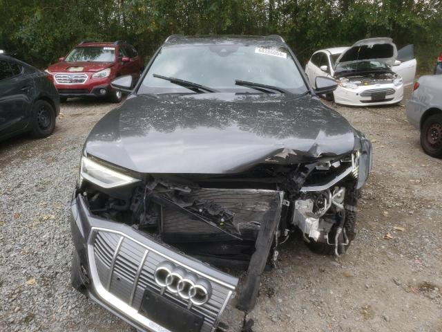 Photo 4 VIN: WA1VAAGE2KB006376 - AUDI E-TRON PRE 