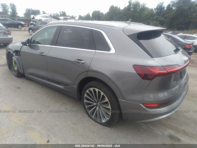 Photo 2 VIN: WA1VAAGE3KB008136 - AUDI E-TRON 