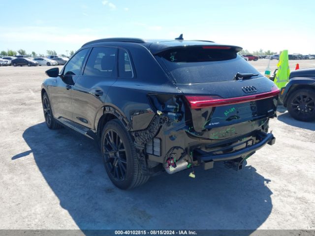 Photo 2 VIN: WA1VAAGE8MB020219 - AUDI E-TRON 