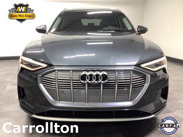 Photo 1 VIN: WA1VAAGE9KB023028 - AUDI E-TRON 