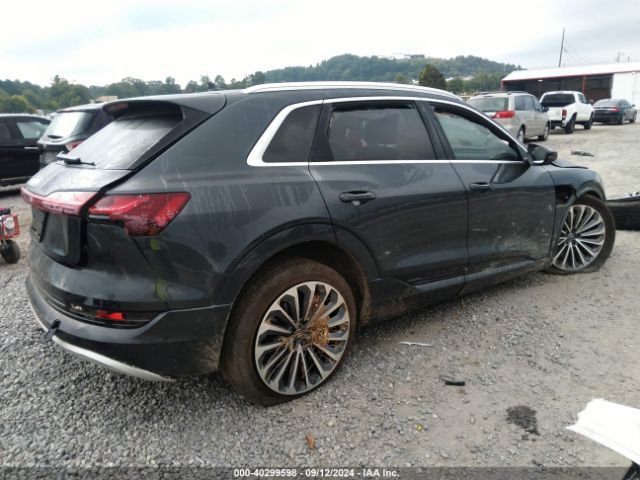 Photo 3 VIN: WA1VAAGEXKB022521 - AUDI E-TRON 