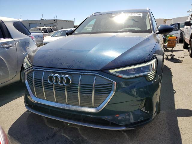 Photo 4 VIN: WA1VABGE0KB018872 - AUDI E-TRON 