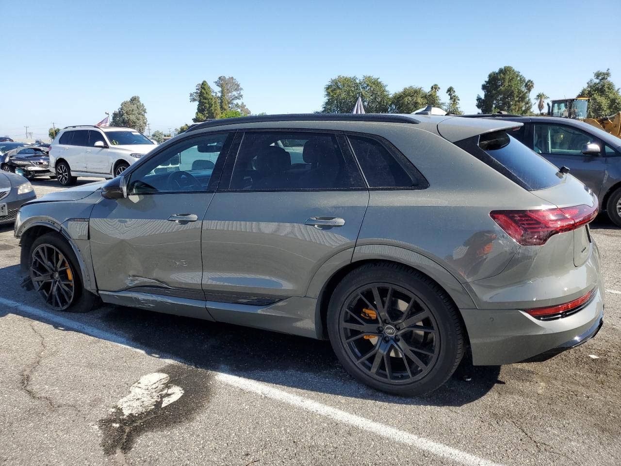 Photo 1 VIN: WA1VABGE1NB009277 - AUDI E-TRON 