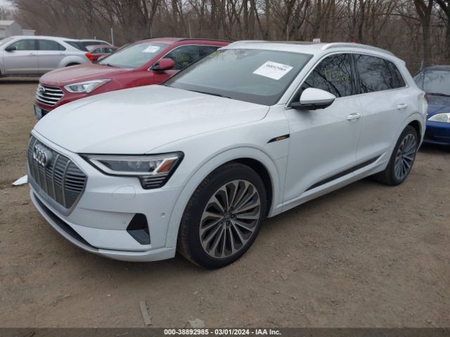 Photo 1 VIN: WA1VABGE5KB017944 - AUDI E-TRON 