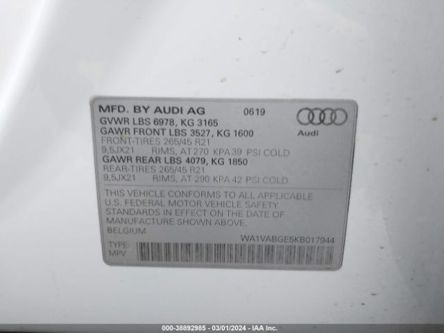 Photo 8 VIN: WA1VABGE5KB017944 - AUDI E-TRON 