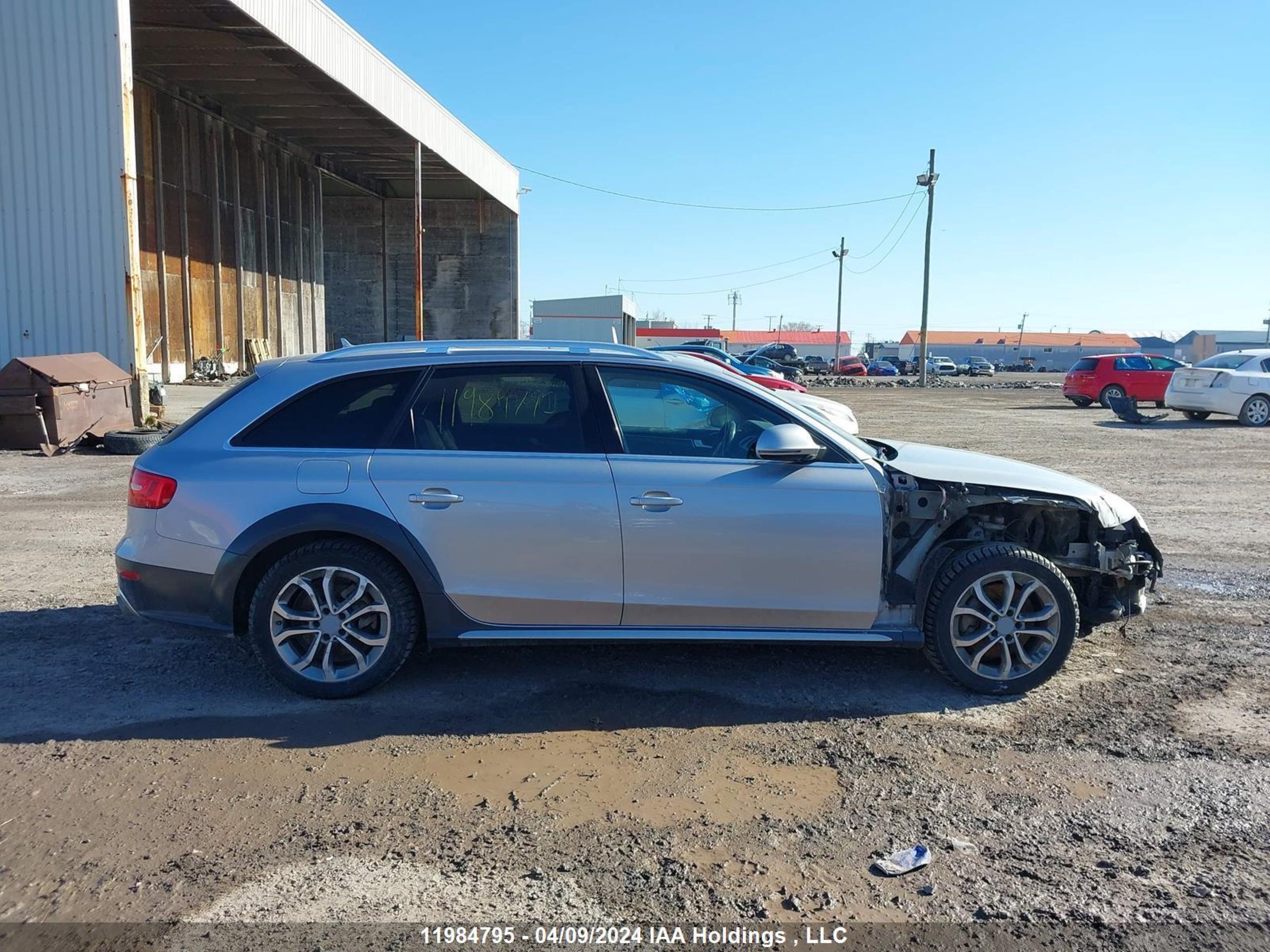 Photo 12 VIN: WA1VFCFLXFA052904 - AUDI A4 ALLROAD 