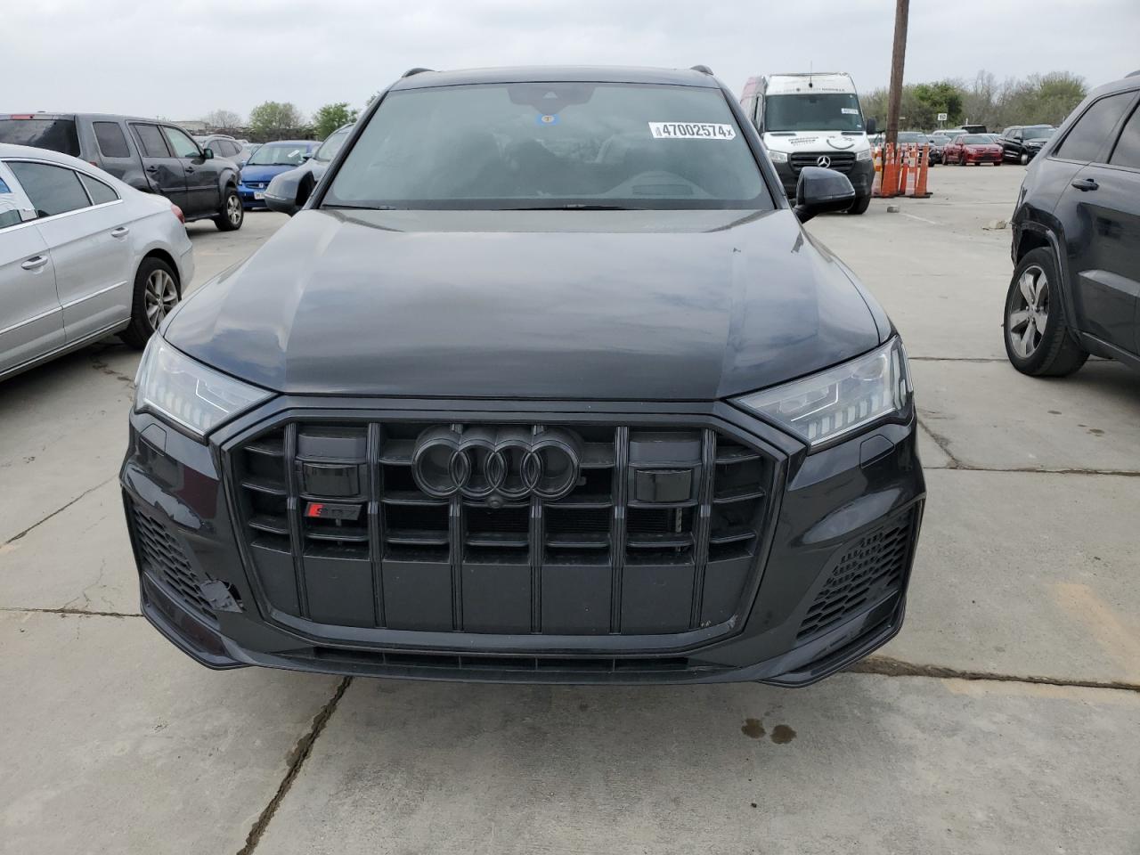 Photo 4 VIN: WA1VWBF75MD018118 - AUDI SQ7 