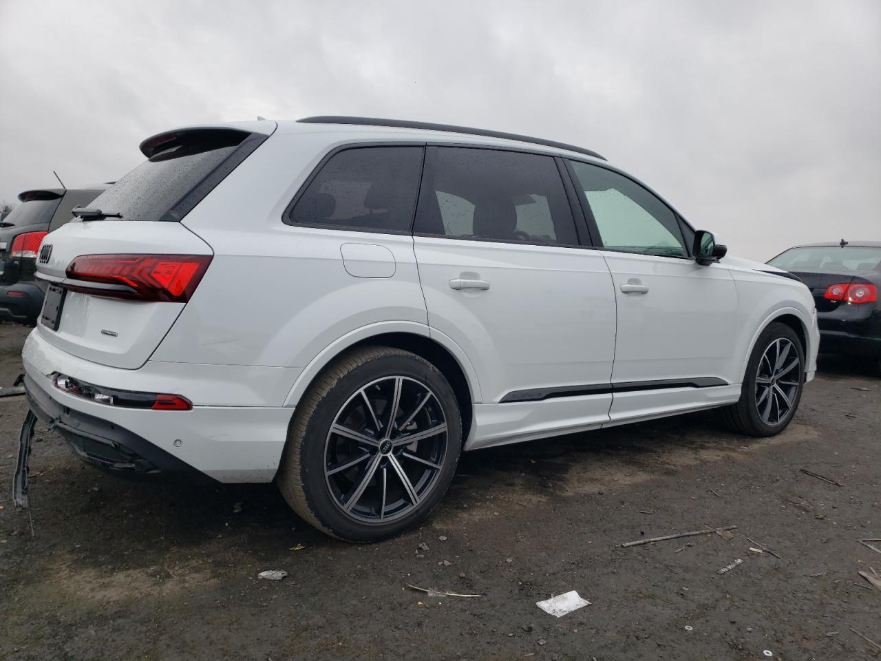 Photo 2 VIN: WA1VXBF70ND014590 - AUDI Q7 