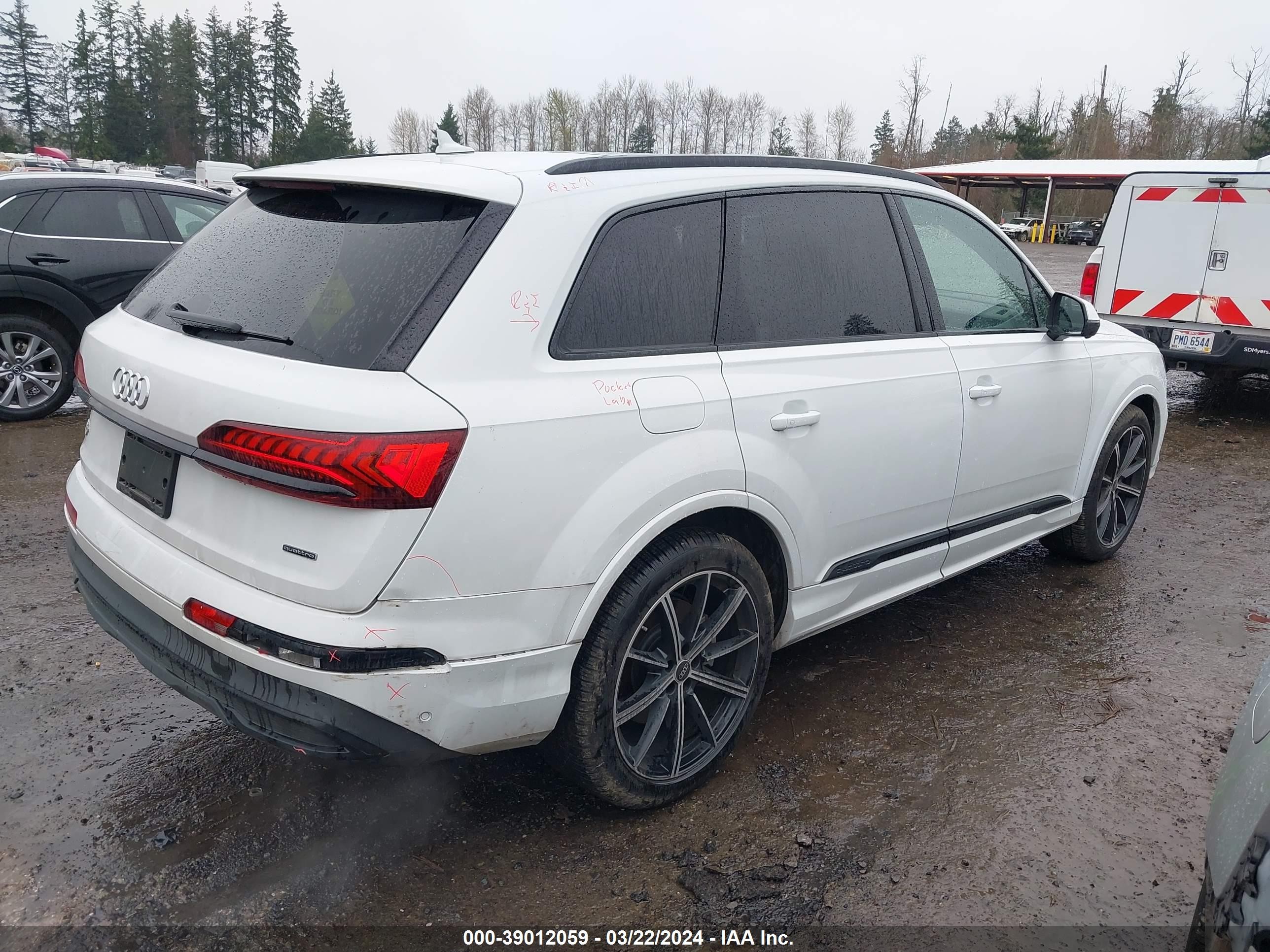 Photo 3 VIN: WA1VXBF74ND022126 - AUDI Q7 