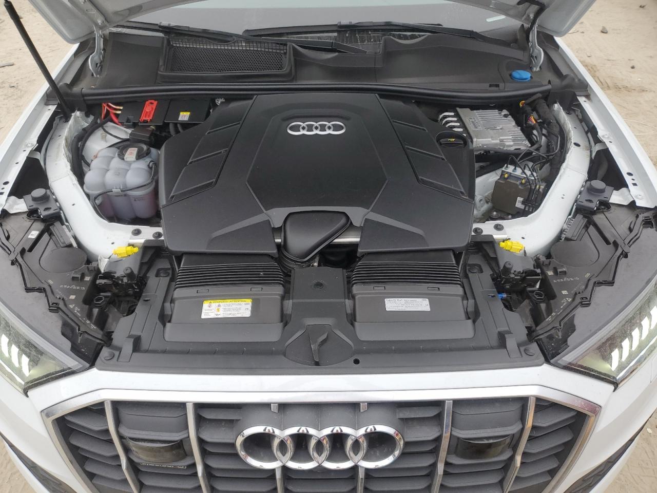 Photo 11 VIN: WA1VXBF78ND002347 - AUDI Q7 