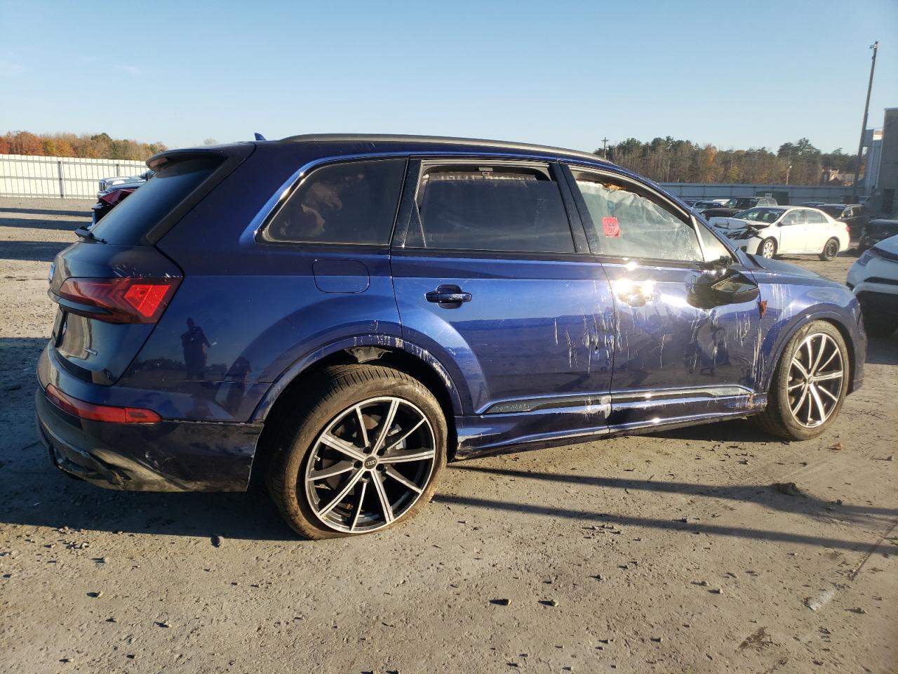 Photo 2 VIN: WA1VXBF78ND013672 - AUDI Q7 