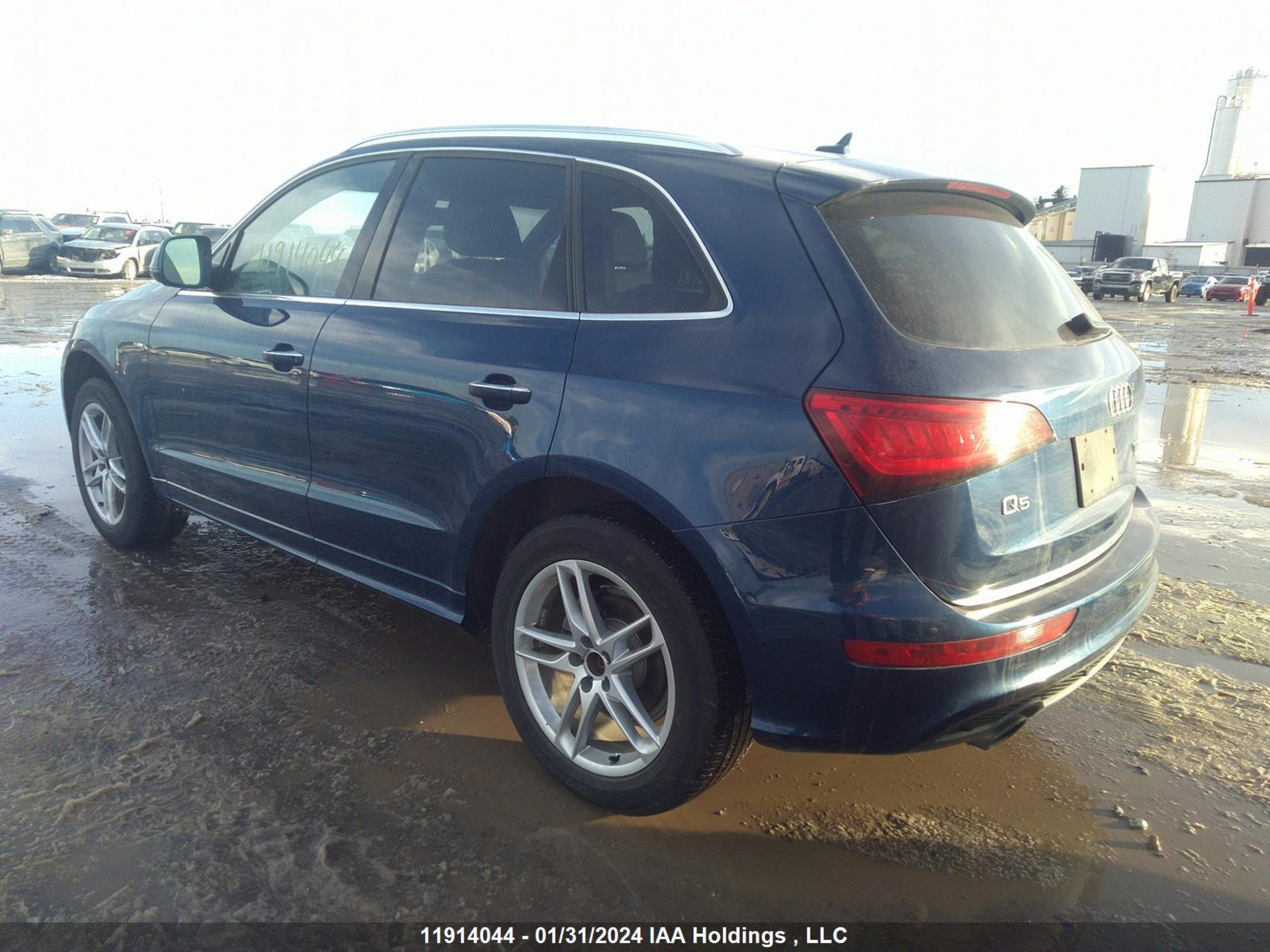 Photo 2 VIN: WA1W2AFP1GA004314 - AUDI Q5 