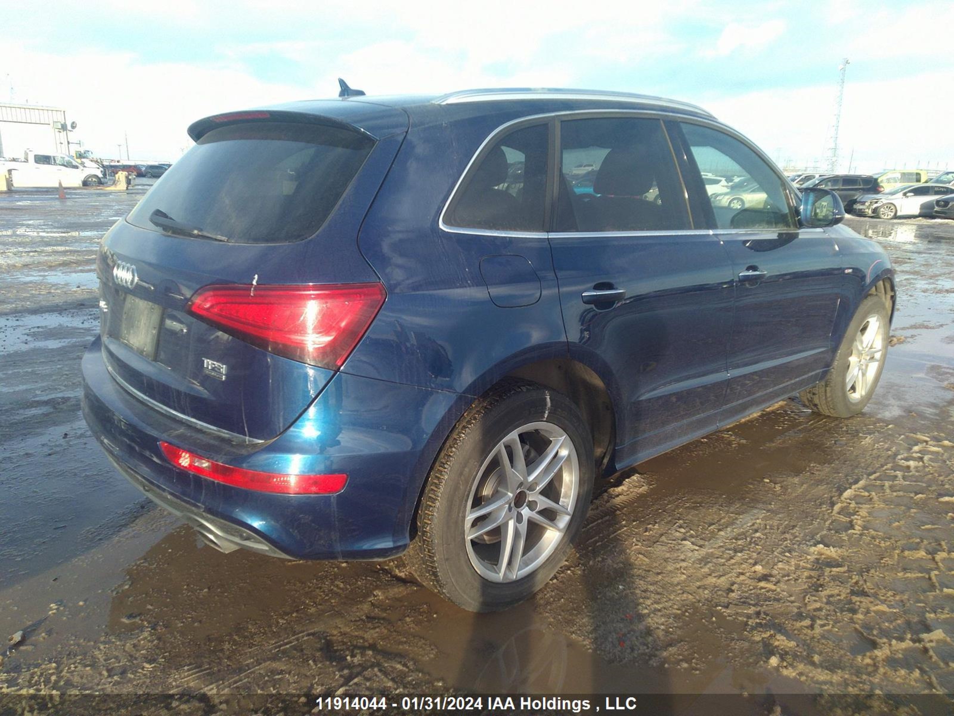 Photo 3 VIN: WA1W2AFP1GA004314 - AUDI Q5 