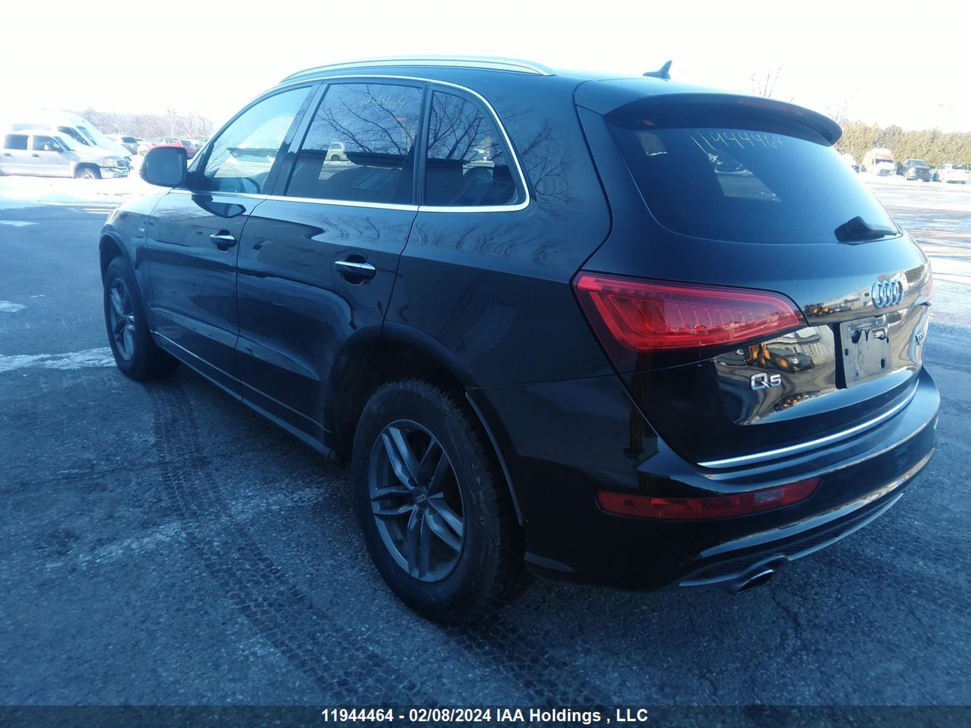 Photo 2 VIN: WA1WFCFP5FA021244 - AUDI Q5 