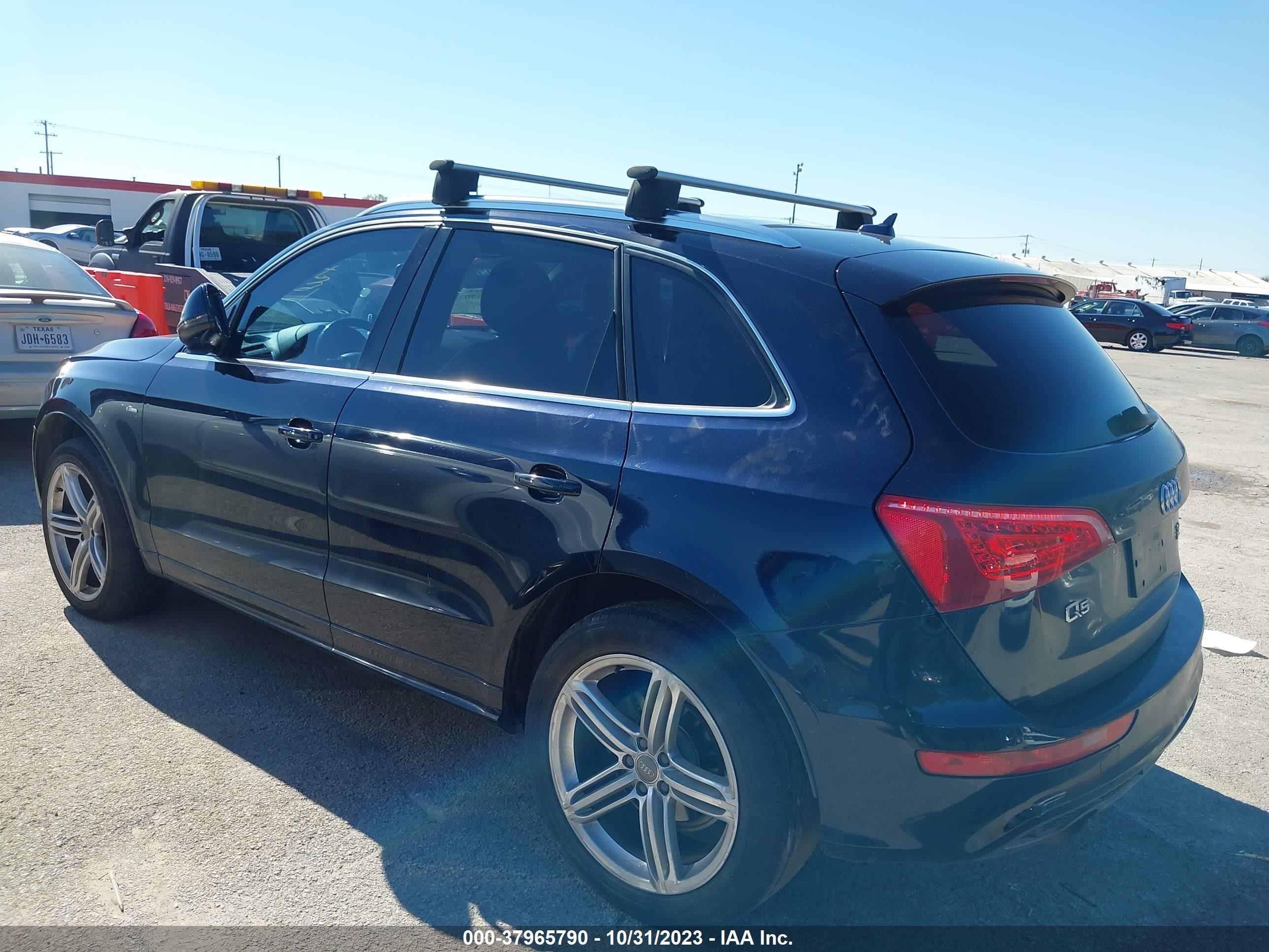 Photo 2 VIN: WA1WKAFP6BA017570 - AUDI Q5 