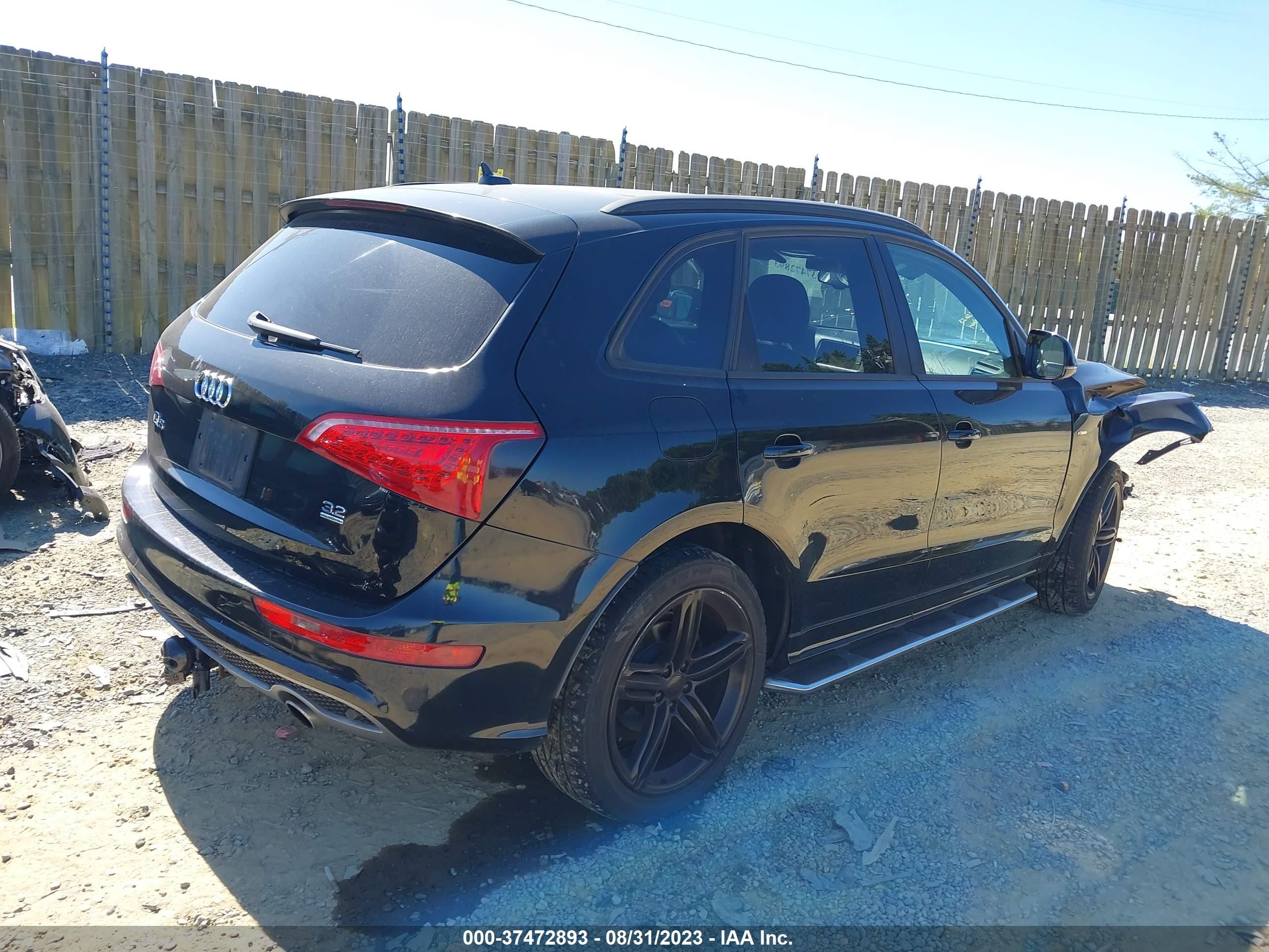 Photo 3 VIN: WA1WKAFP9CA053545 - AUDI Q5 