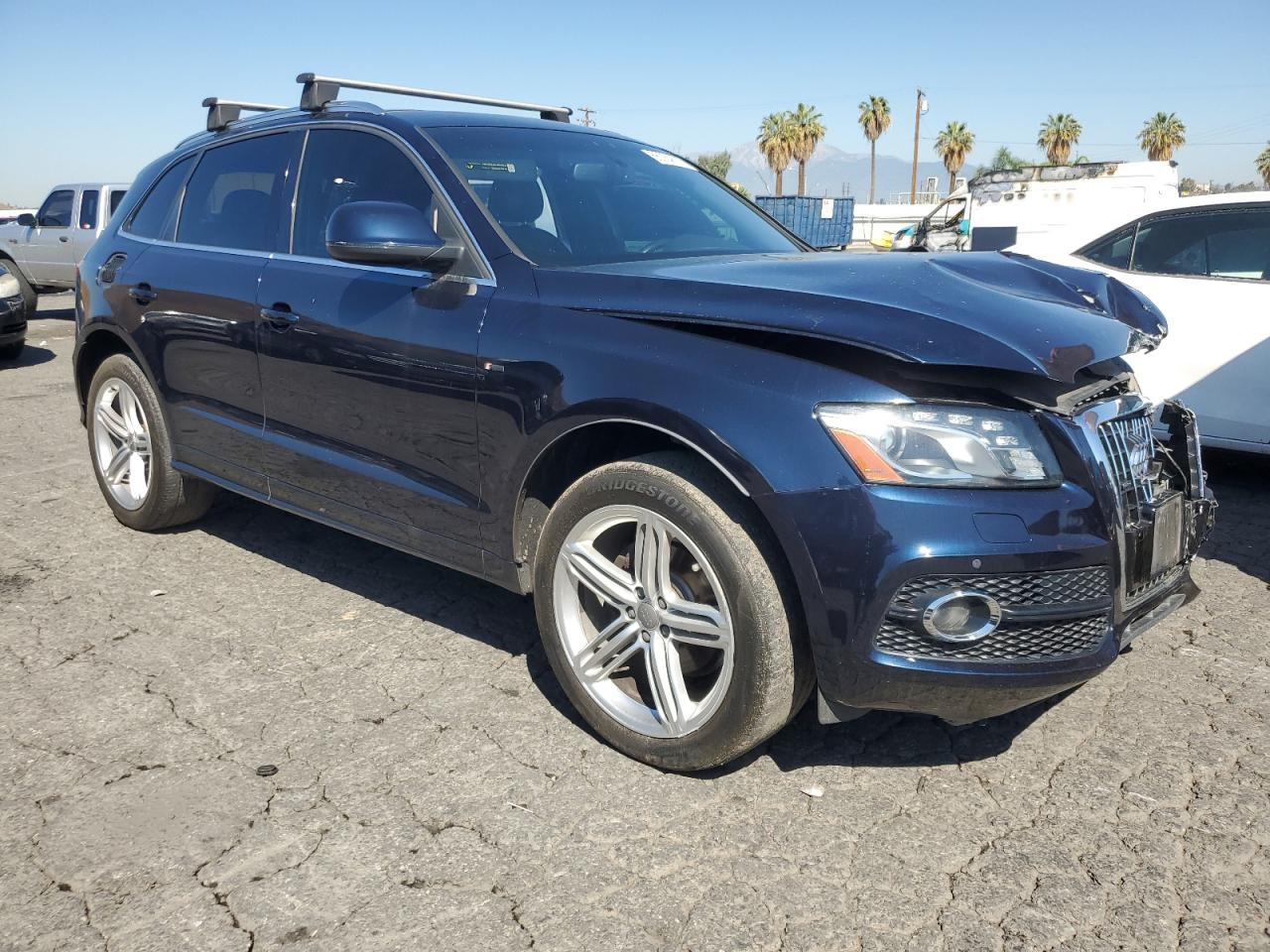 Photo 3 VIN: WA1WKBFP9BA017732 - AUDI Q5 