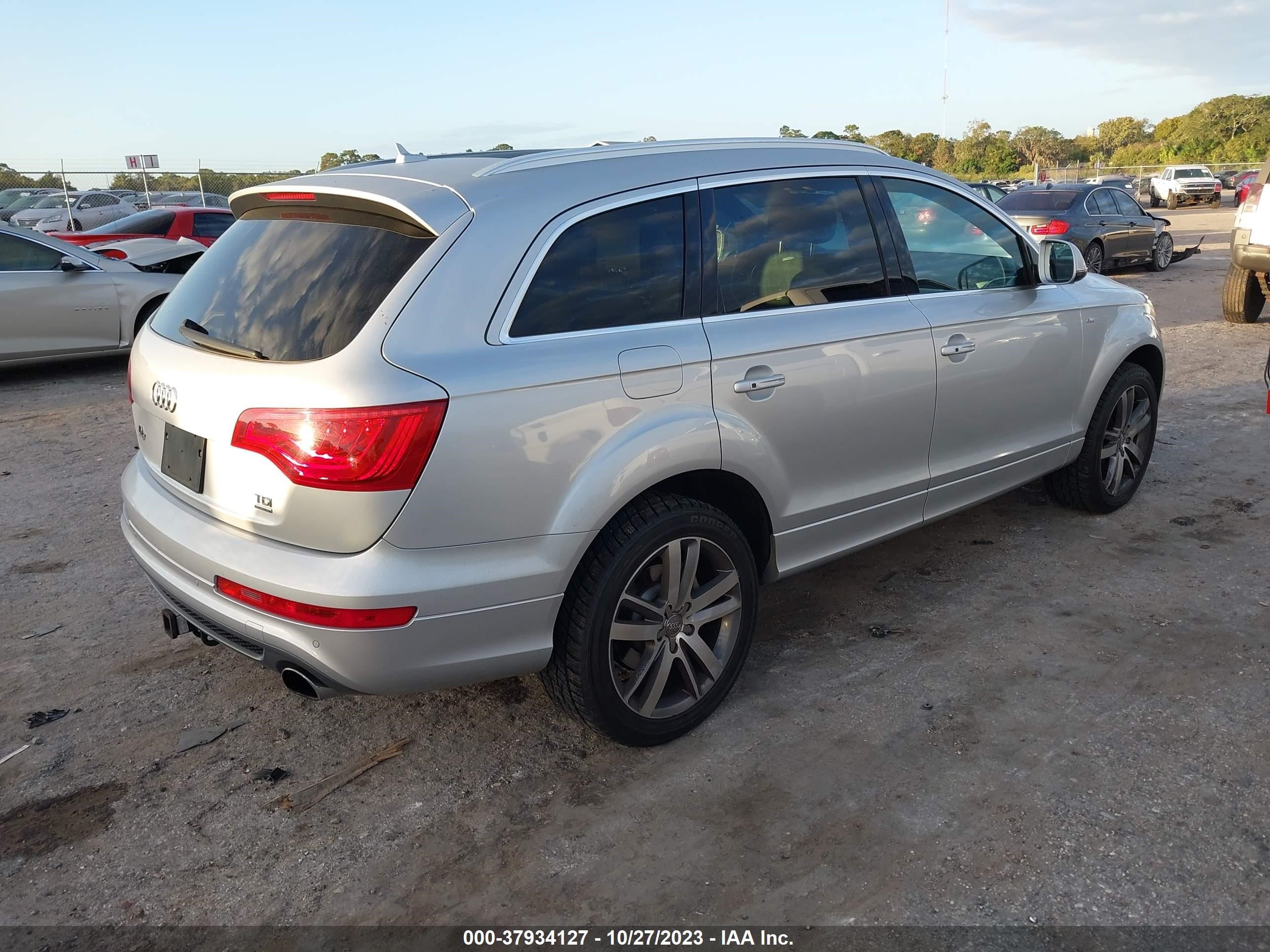 Photo 3 VIN: WA1WMBFE5DD011503 - AUDI Q7 