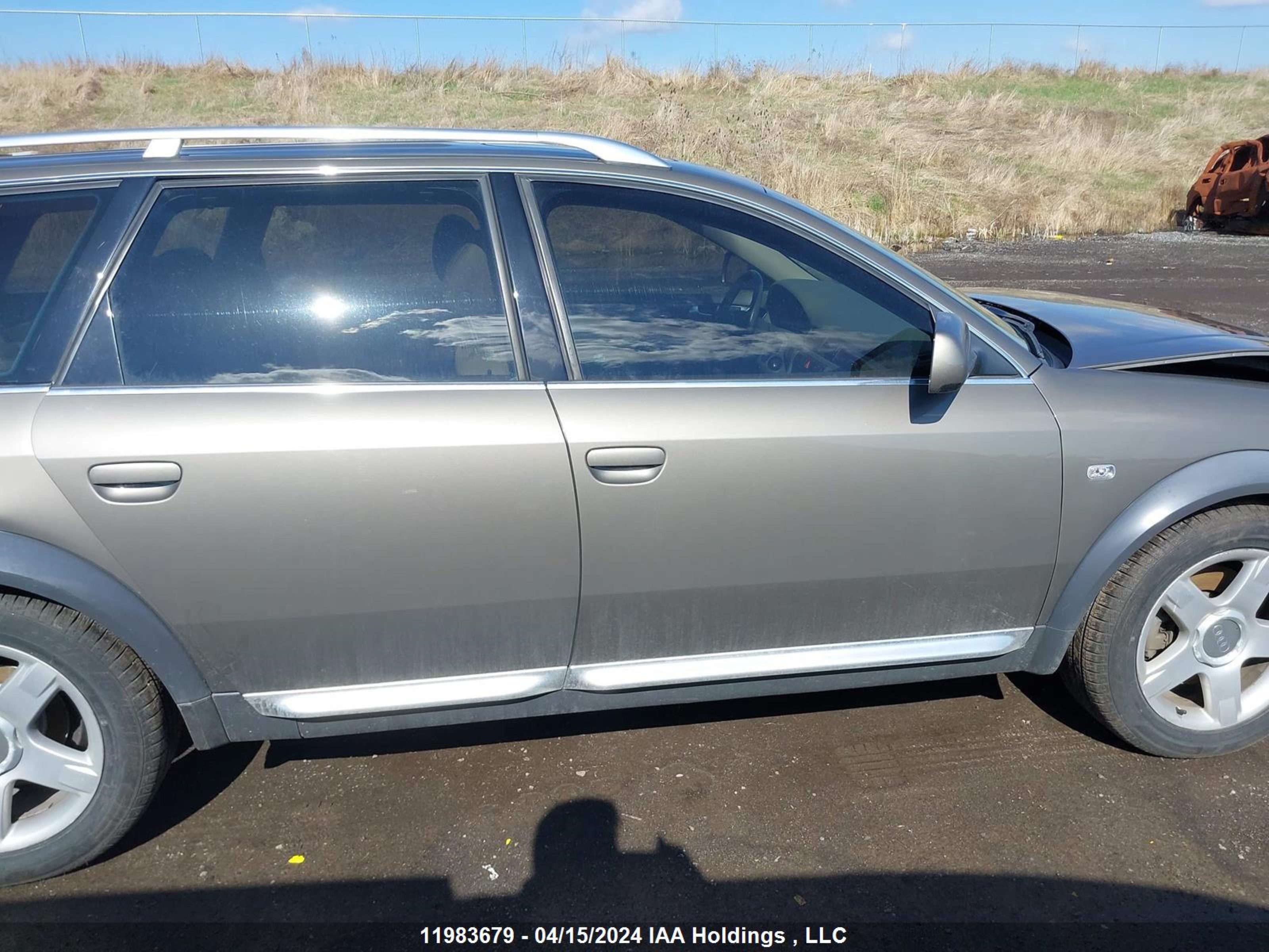 Photo 12 VIN: WA1YD64B75N018070 - AUDI ALLROAD 