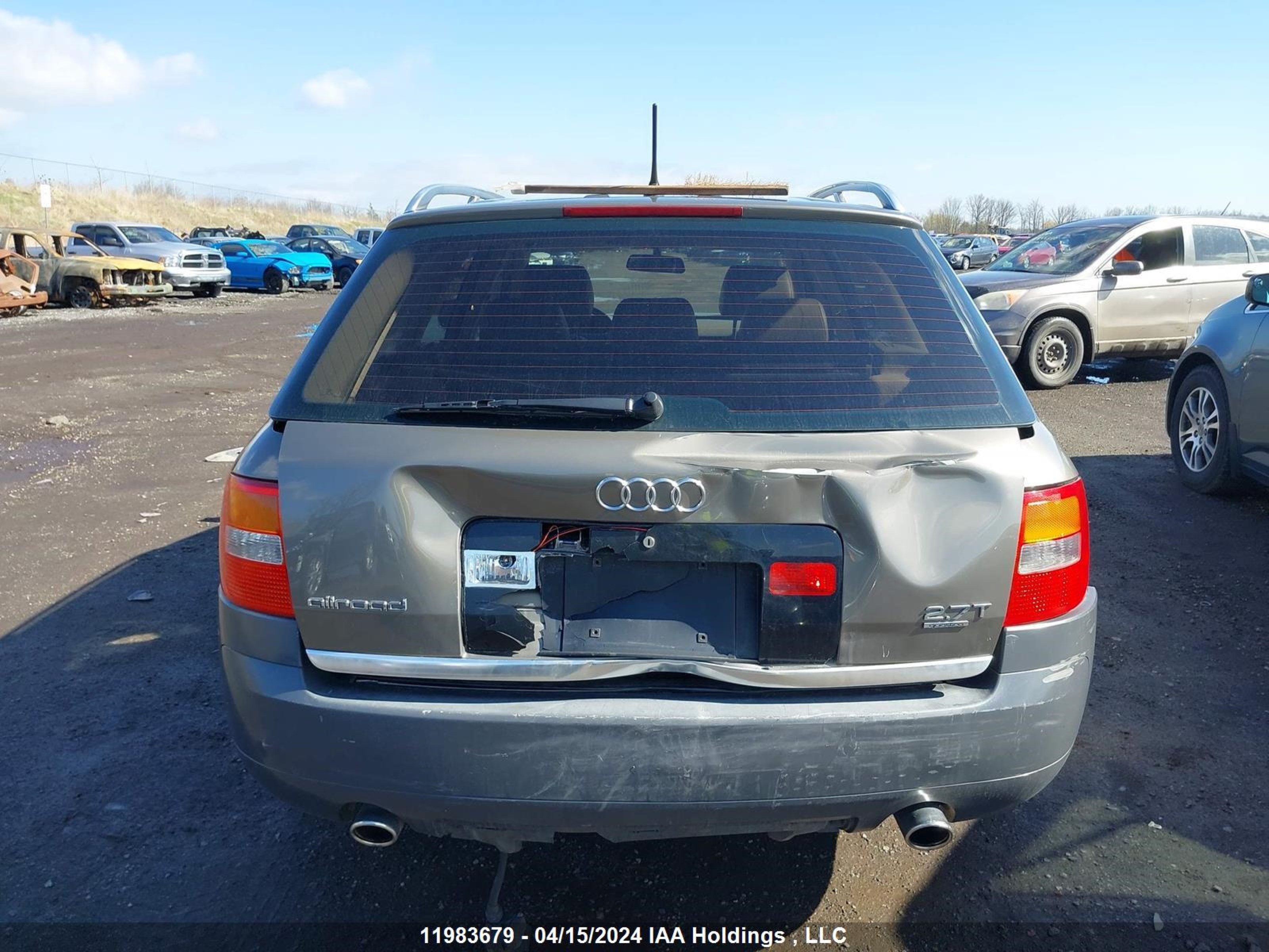 Photo 15 VIN: WA1YD64B75N018070 - AUDI ALLROAD 