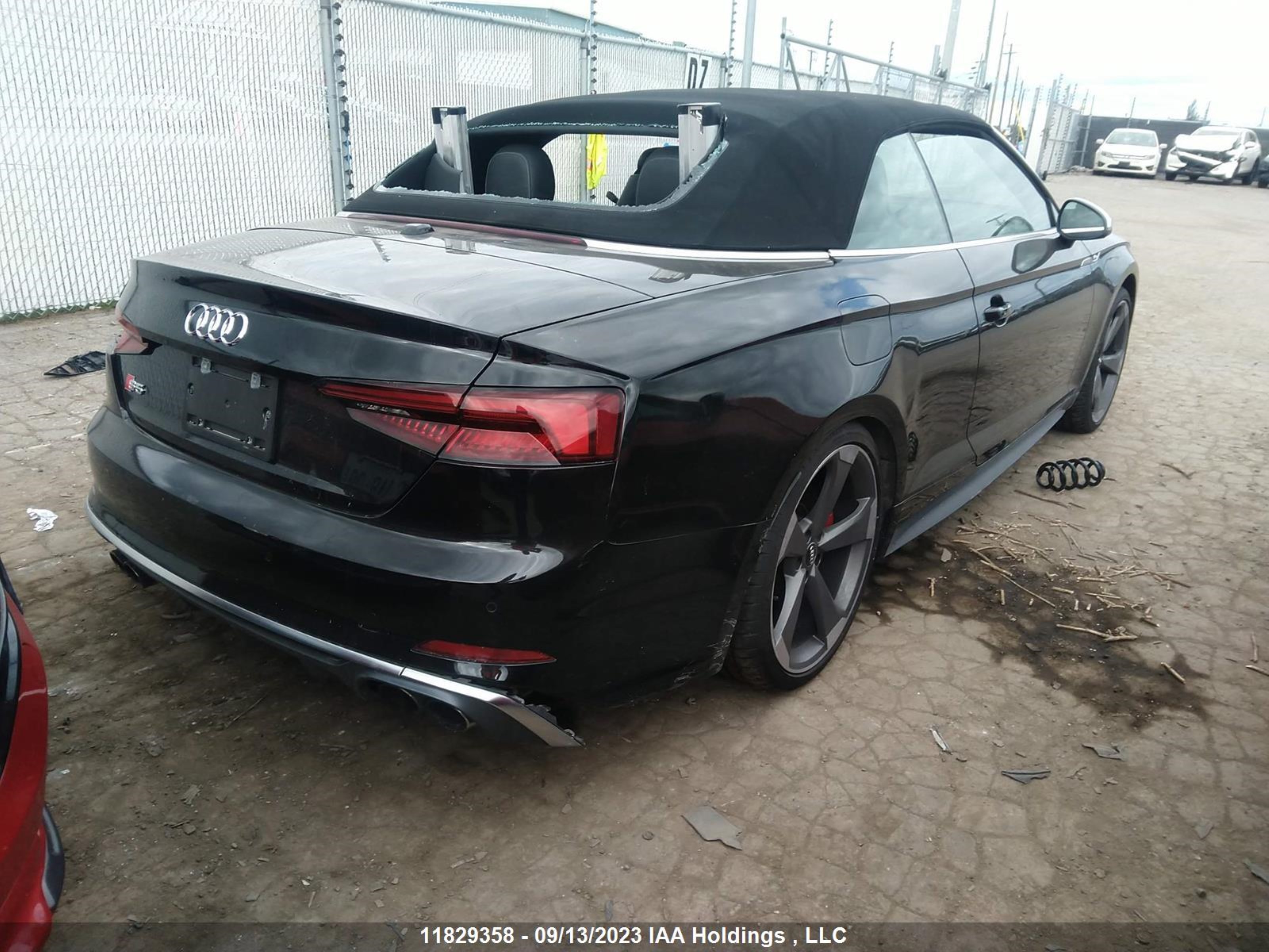 Photo 3 VIN: WAU24GF50KN000768 - AUDI S5 