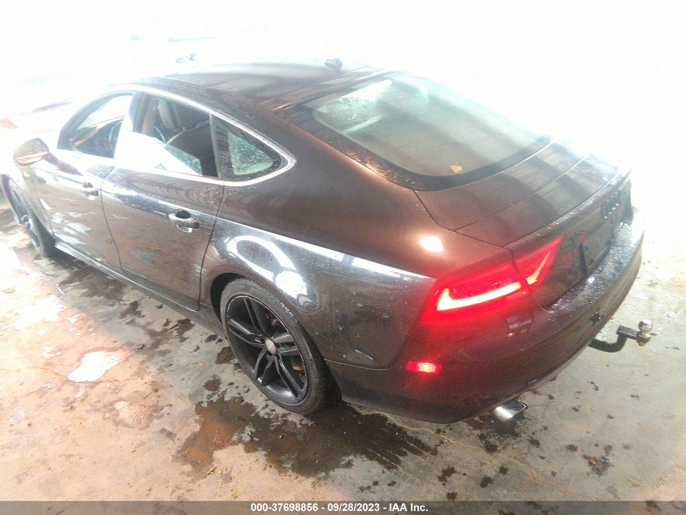 Photo 2 VIN: WAU2GAFCXCN048038 - AUDI A7 