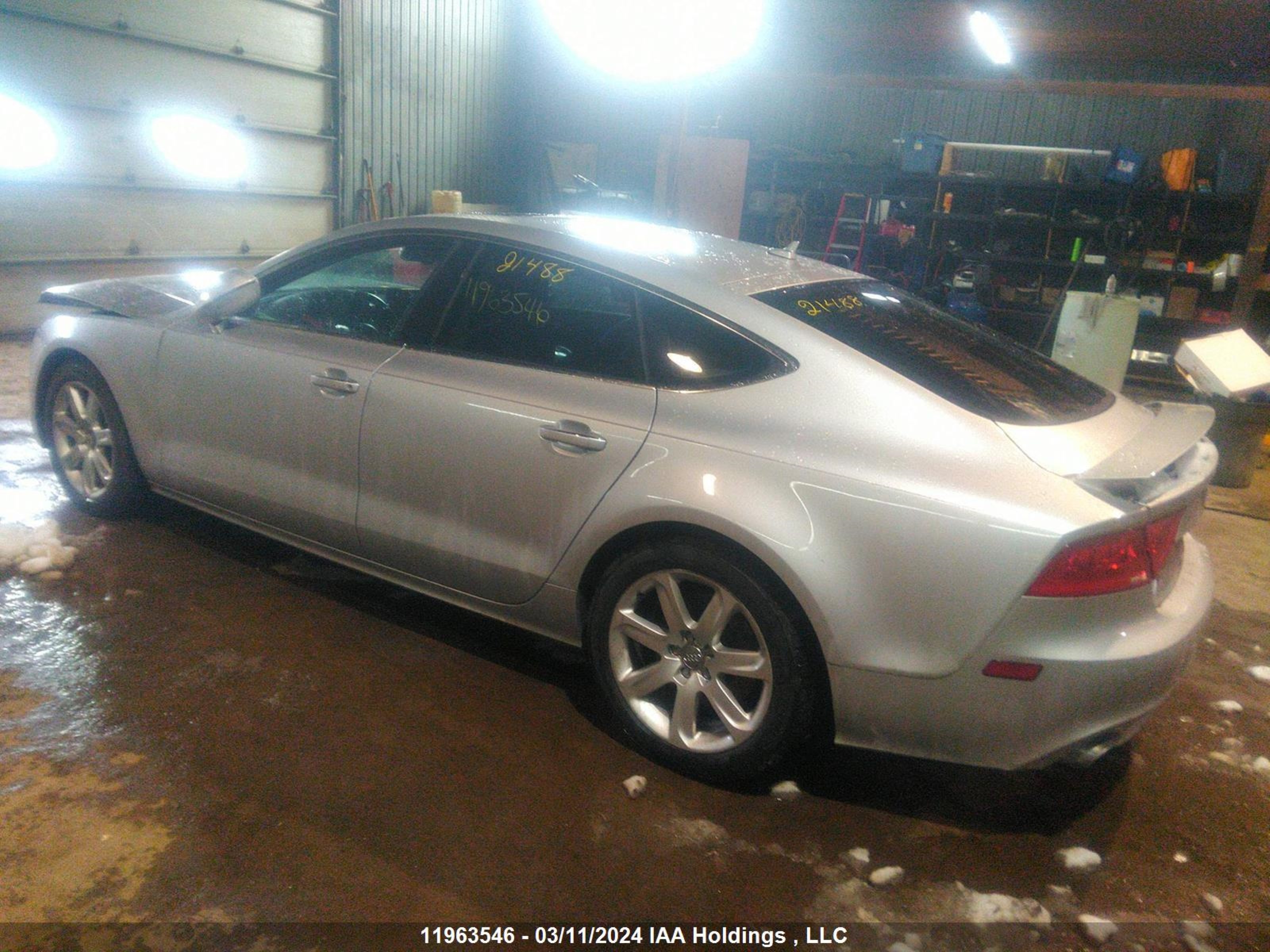 Photo 2 VIN: WAU2GCFC0CN159998 - AUDI A7 