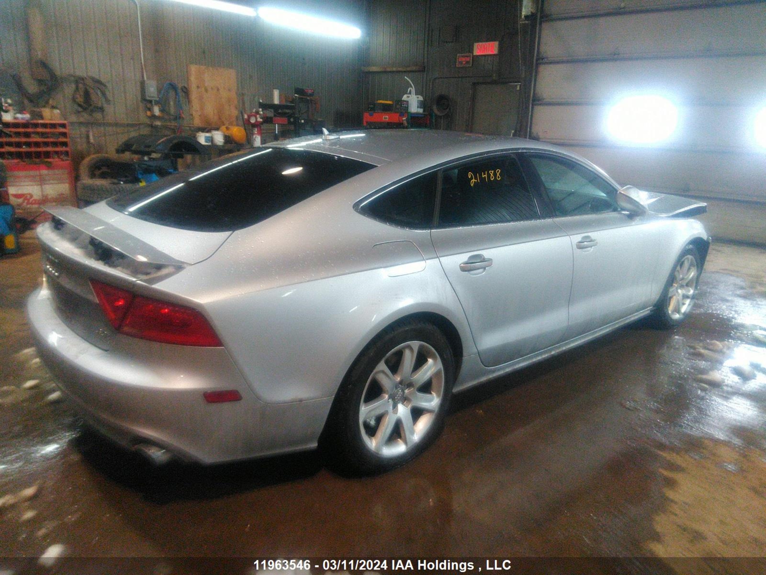 Photo 3 VIN: WAU2GCFC0CN159998 - AUDI A7 