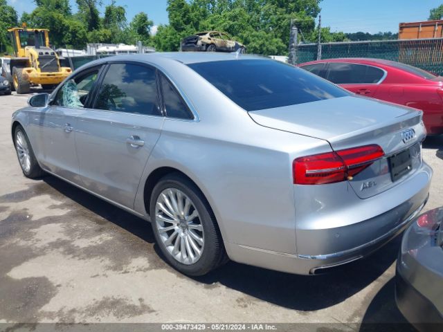 Photo 2 VIN: WAU32AFD3FN031310 - AUDI A8 L 