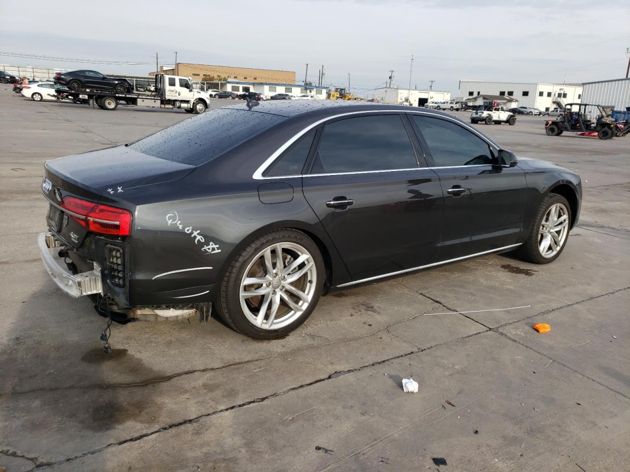 Photo 2 VIN: WAU32AFD4FN007436 - AUDI A8 