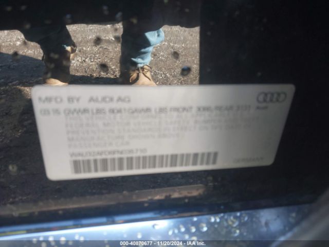 Photo 8 VIN: WAU32AFD6FN035710 - AUDI A8 