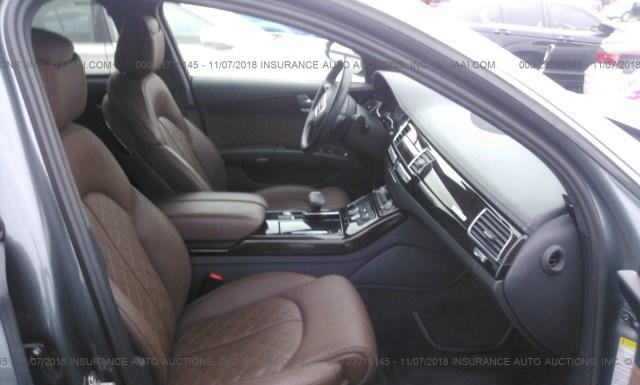 Photo 4 VIN: WAU32AFD7FN028507 - AUDI A8 