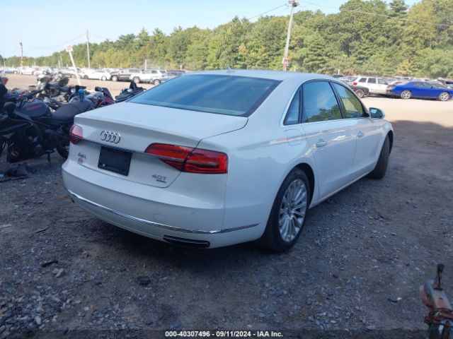 Photo 3 VIN: WAU32AFD9FN014916 - AUDI A8 