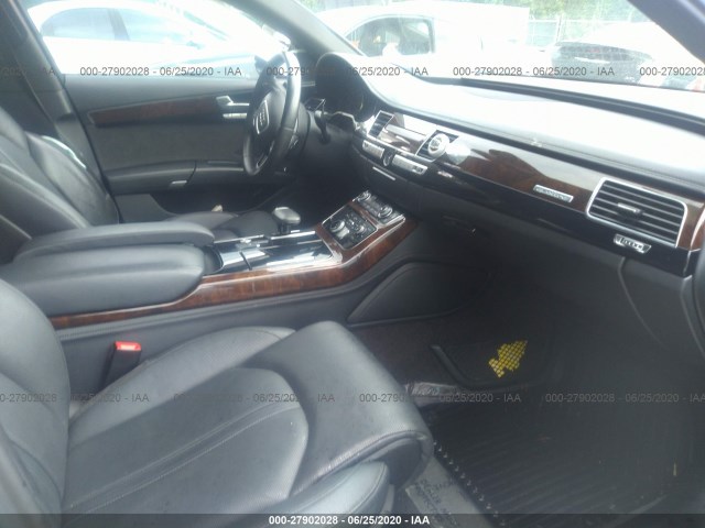 Photo 4 VIN: WAU32AFD9FN040156 - AUDI A8 L 