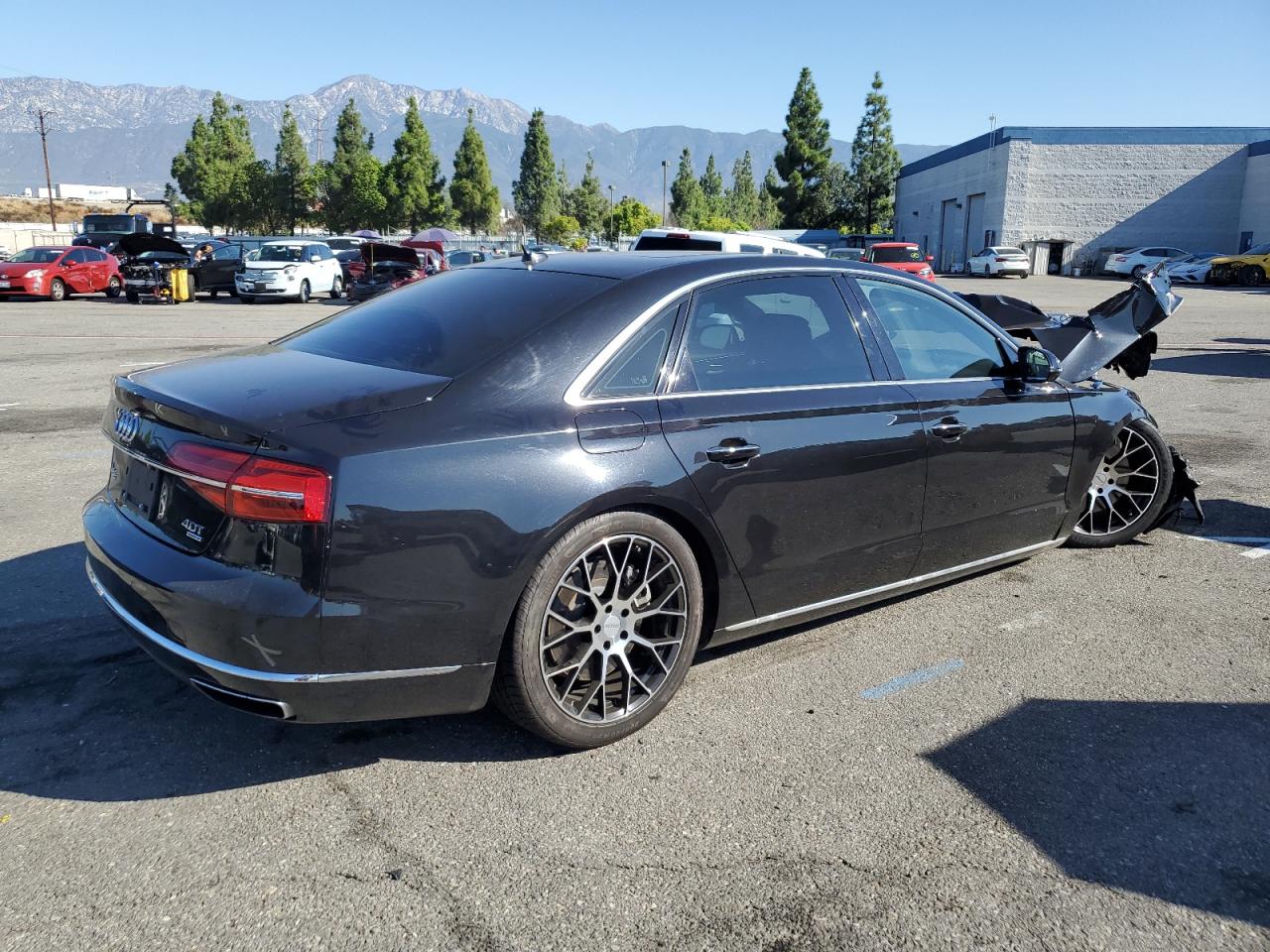 Photo 2 VIN: WAU32AFDXFN006176 - AUDI A8 