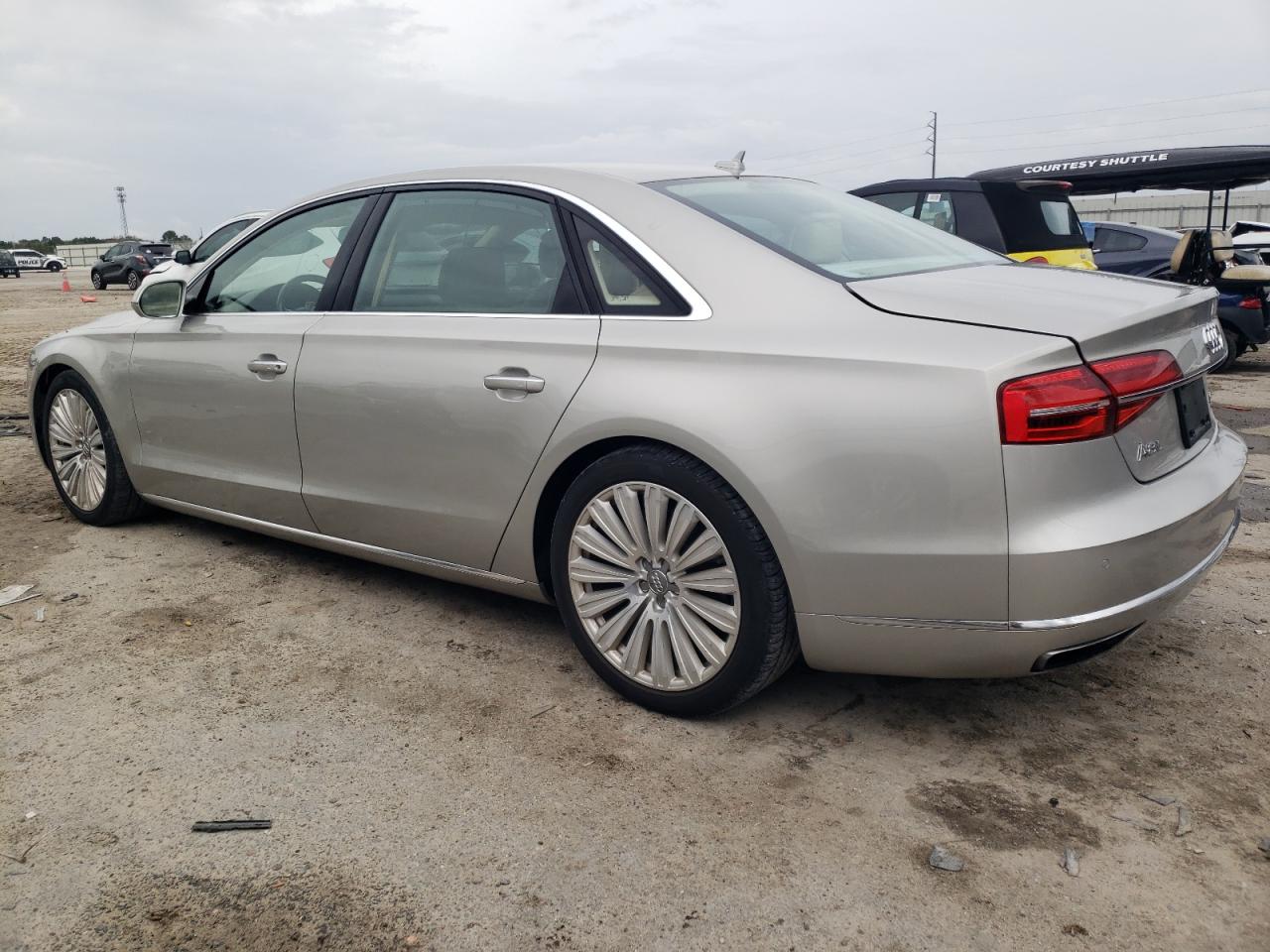 Photo 1 VIN: WAU32AFDXFN032941 - AUDI A8 