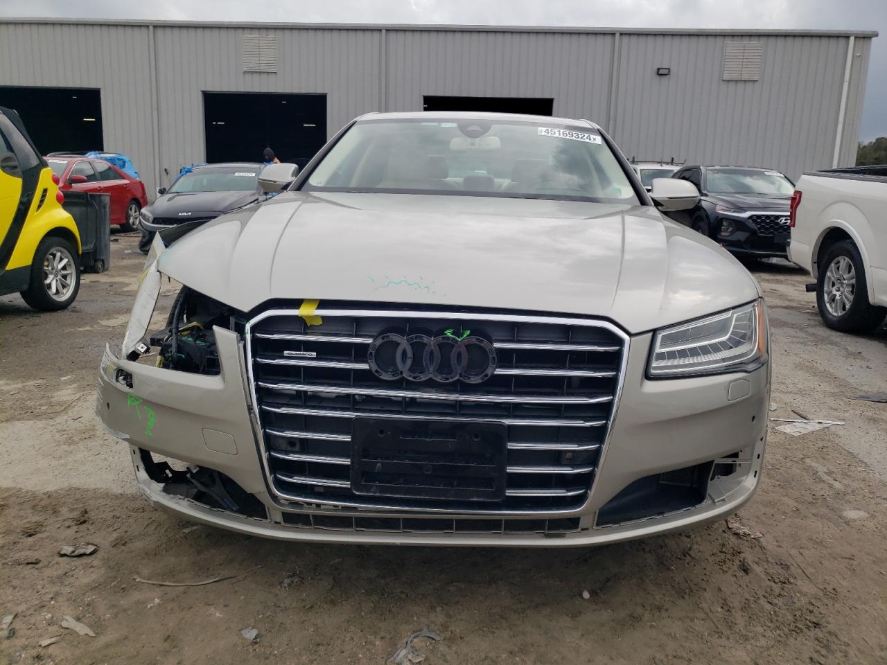 Photo 4 VIN: WAU32AFDXFN032941 - AUDI A8 