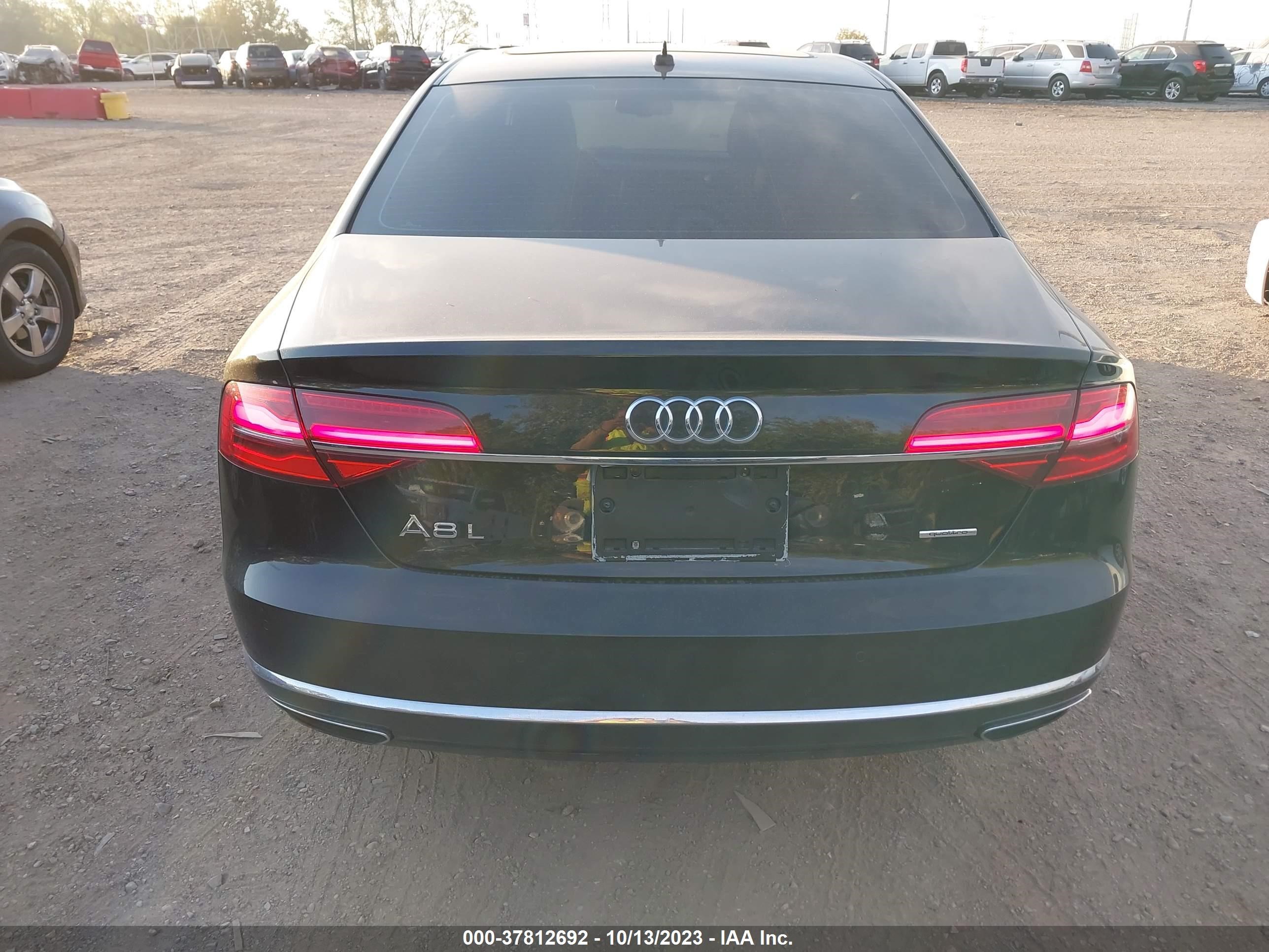 Photo 15 VIN: WAU34AFD1GN002657 - AUDI A8 