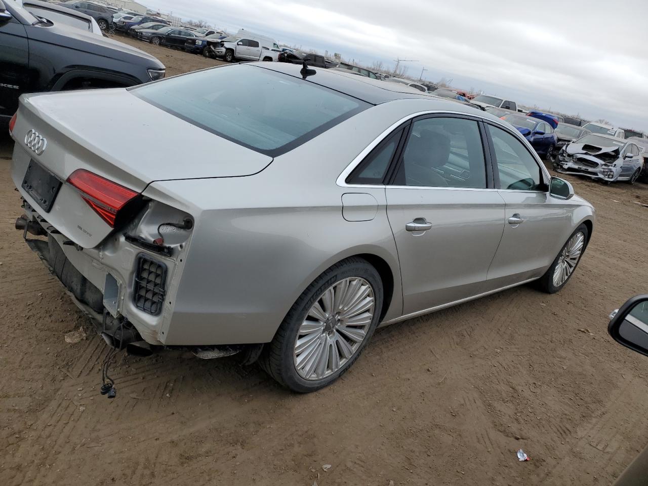 Photo 2 VIN: WAU3GAFD7FN018397 - AUDI A8 