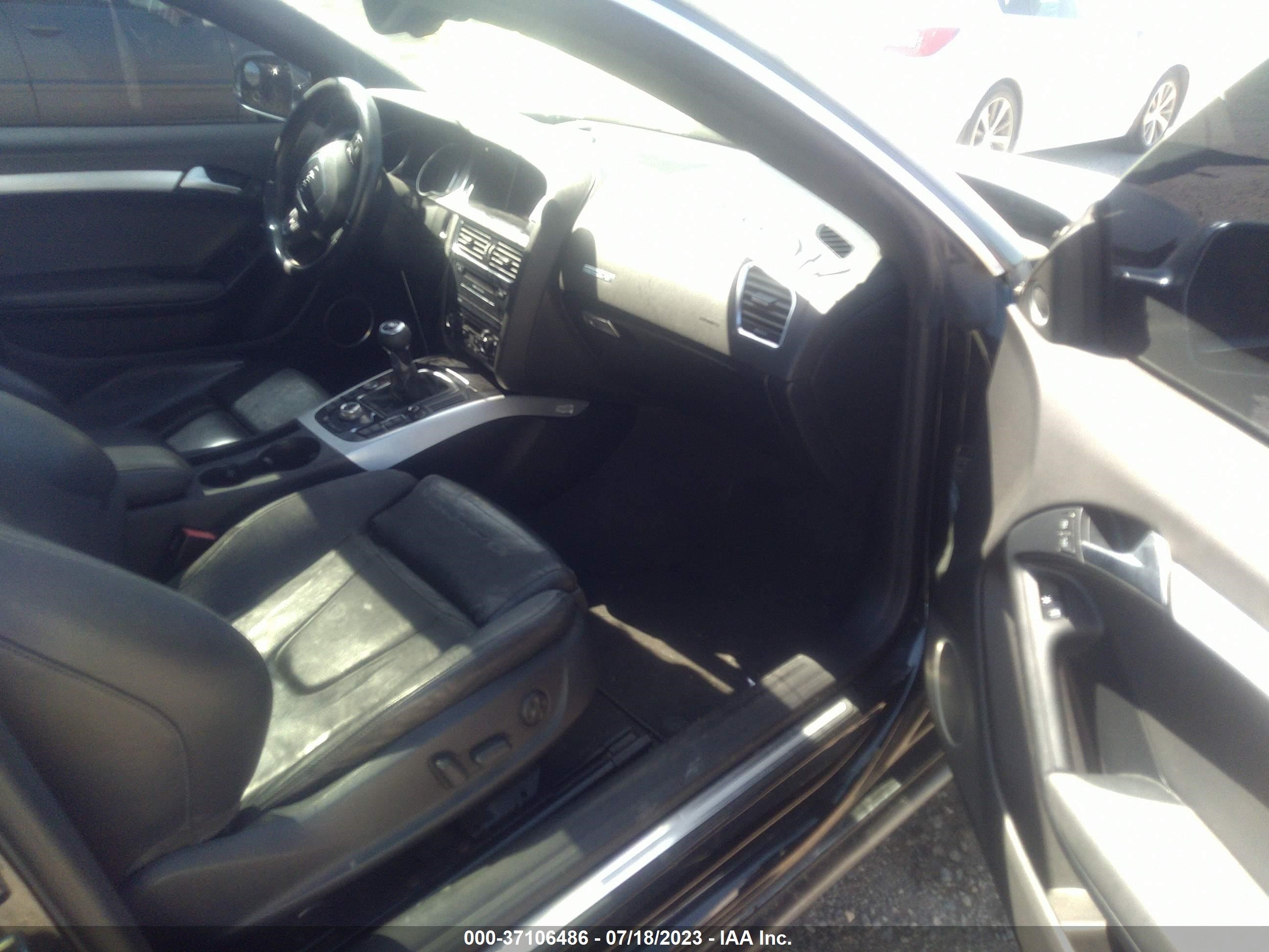 Photo 4 VIN: WAU3VAFRXAA014216 - AUDI S5 