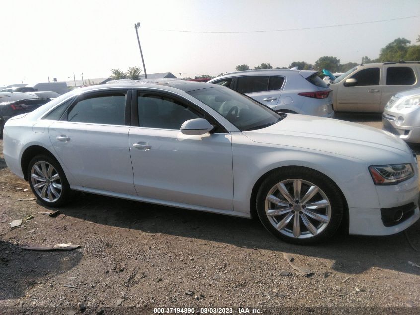 Photo 12 VIN: WAU43AFD7HN006205 - AUDI A8 