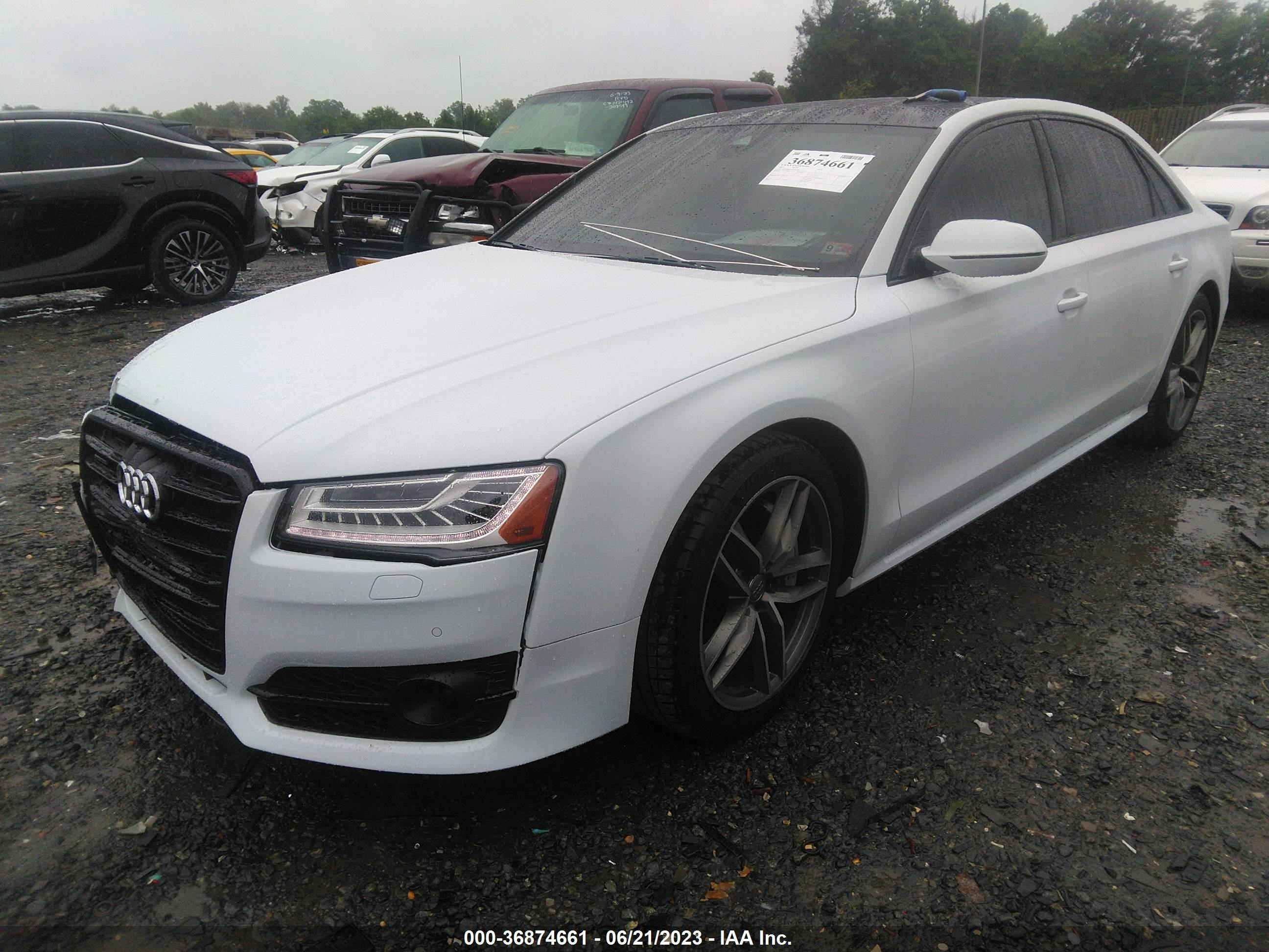 Photo 1 VIN: WAU44AFD4HN020883 - AUDI A8 