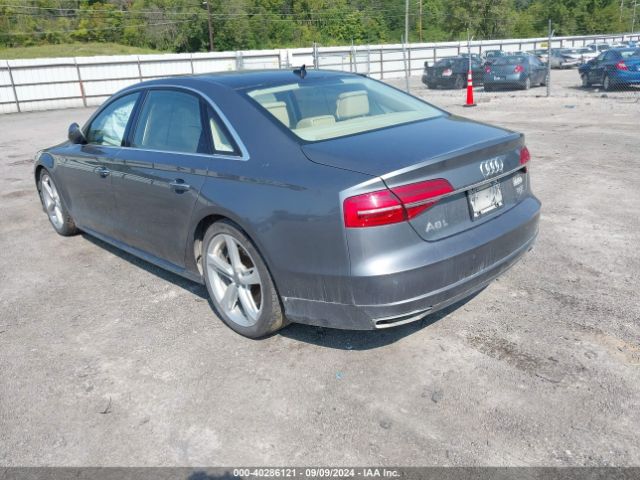 Photo 2 VIN: WAU44AFD6JN000558 - AUDI A8 