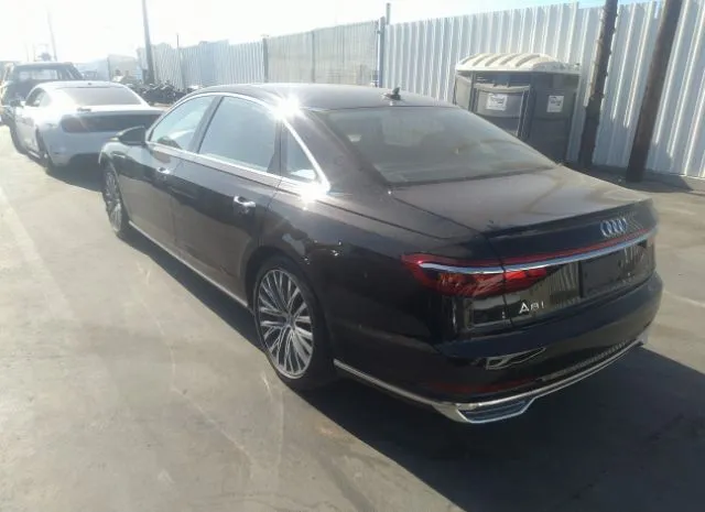 Photo 2 VIN: WAU8DAF83KN018294 - AUDI A8 