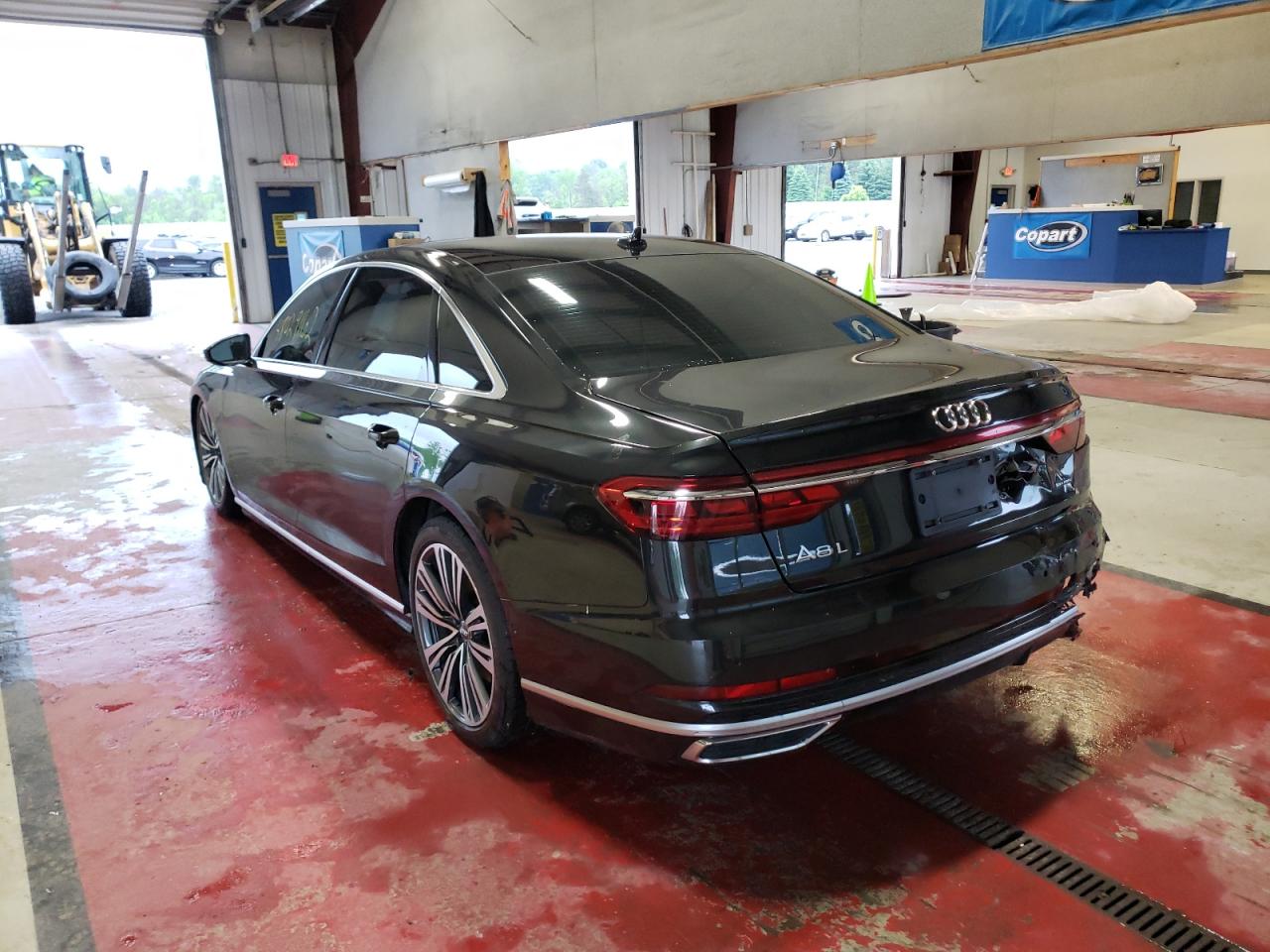 Photo 2 VIN: WAU8DAF85KN001822 - AUDI A8 